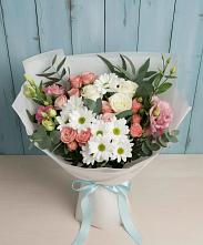 Букет цветов из:  Розы, Лизиантусы и Хризантемы в Красноармейске Московской области