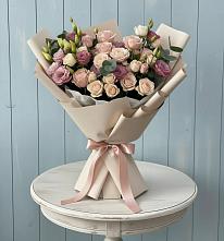 Букет цветов из:  Розы и Лизиантусы в Красноармейске Московской области