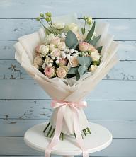 Букет цветов из:  Розы и Лизиантусы в Красноармейске Московской области