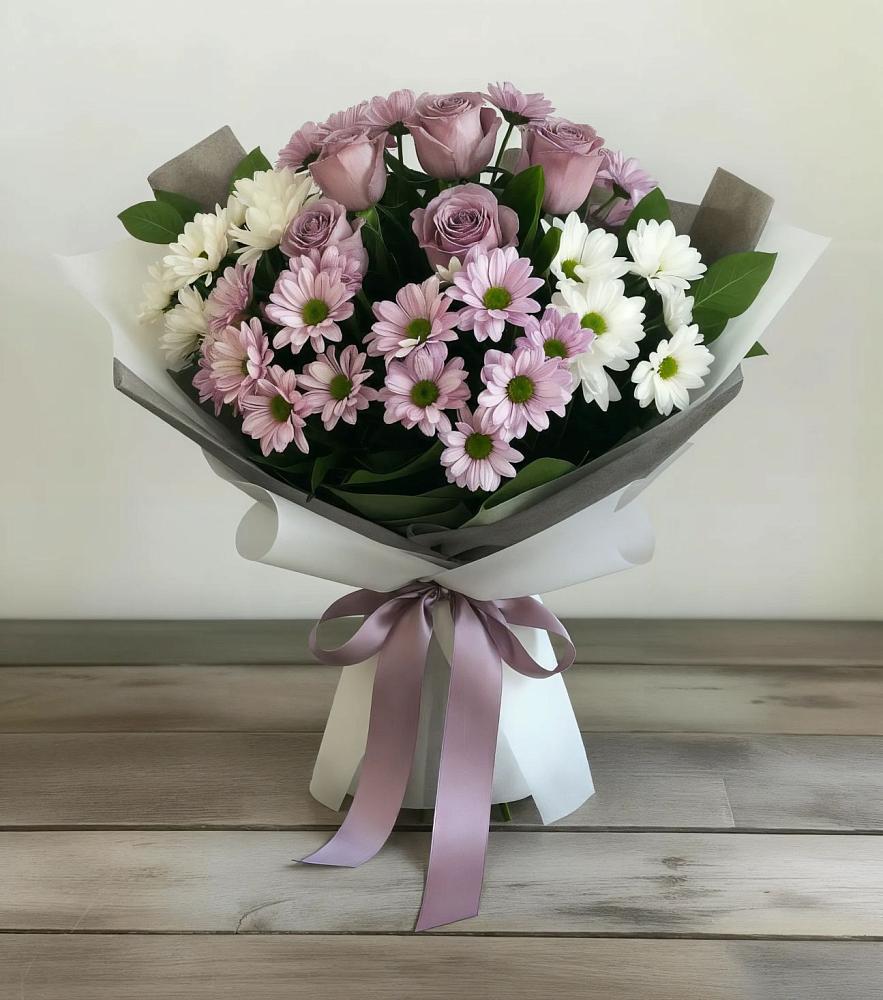 Букет цветов из: Хризантемы и Розы в Красноармейске Московской области