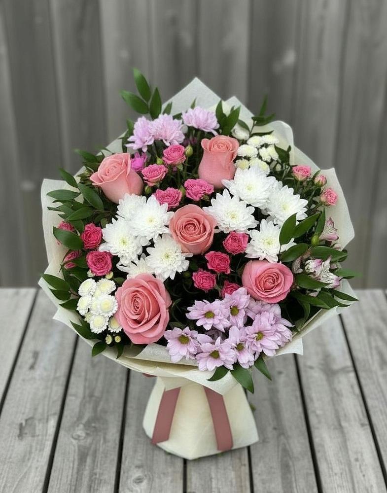 Букет цветов из: Альстромерии, Гвоздики, Розы и Хризантемы в Красноармейске Московской области