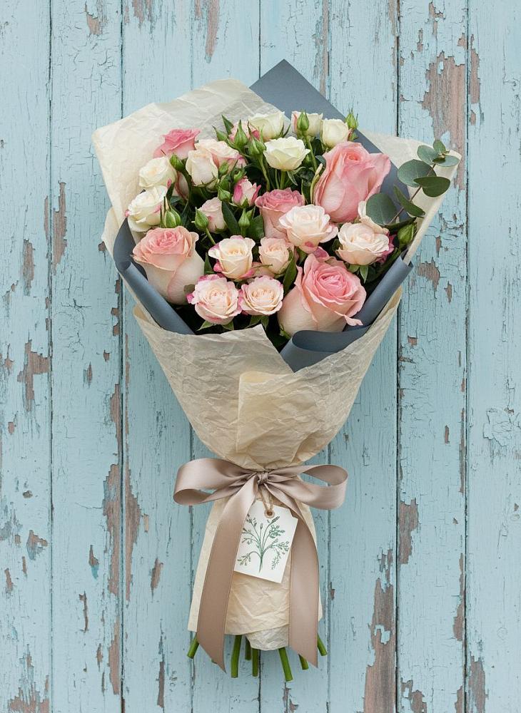 Букет цветов из: Розы в Красноармейске Московской области