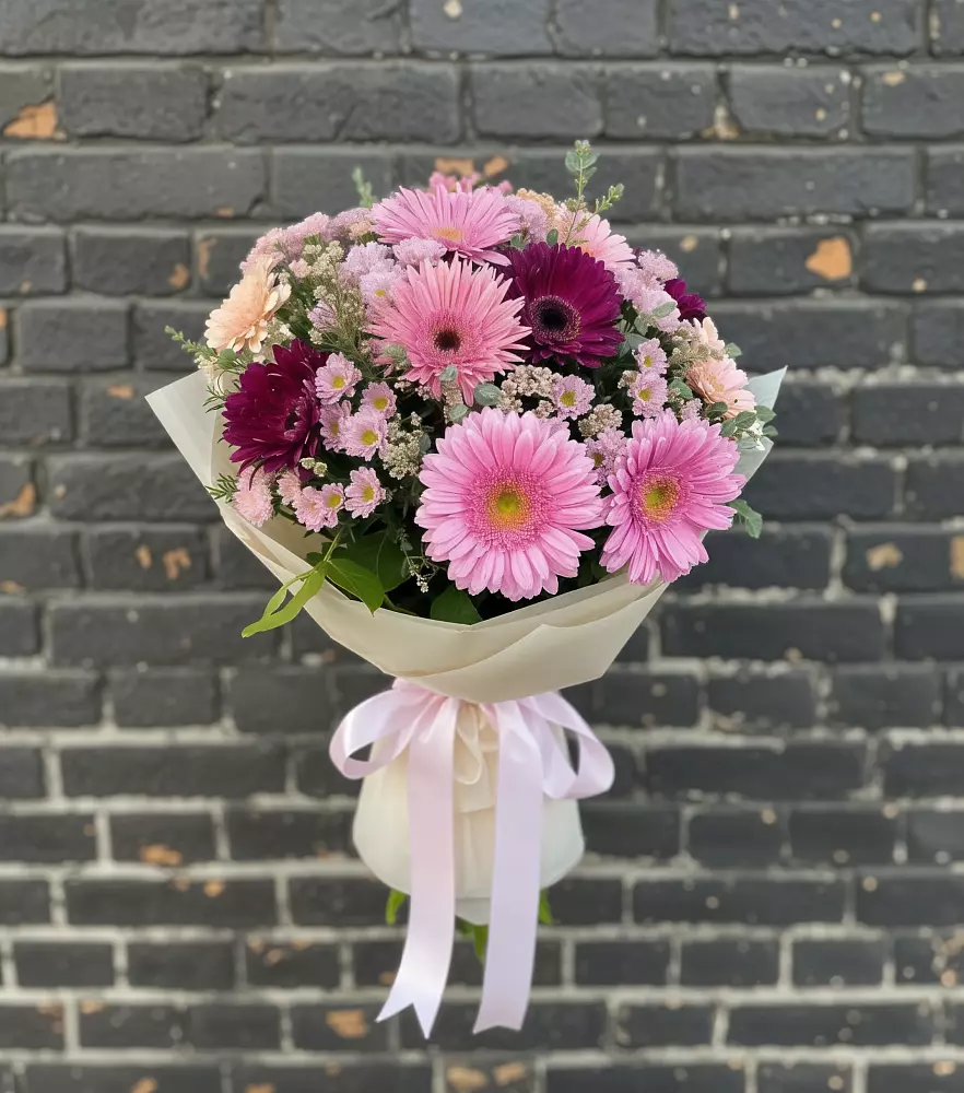 Букет цветов из: Герберы и Хризантемы в Красноармейске Московской области