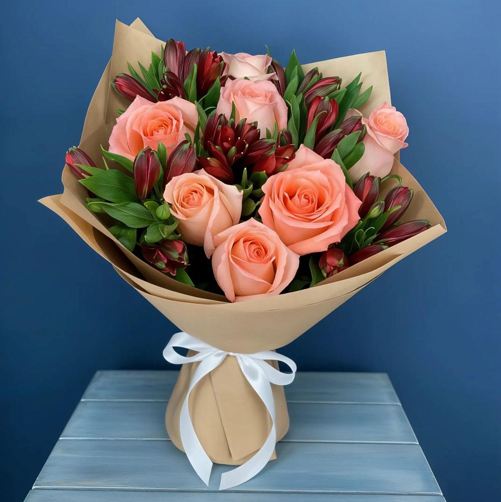 Букет цветов из: Розы и Альстромерии в Красноармейске Московской области