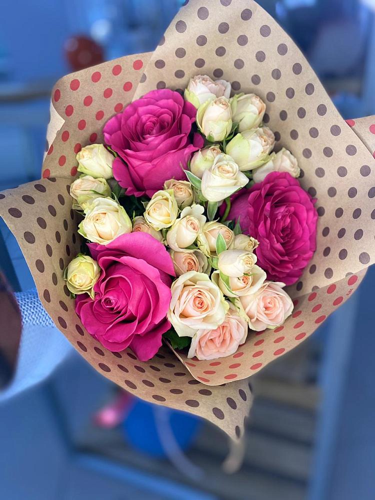 Букет цветов из: Розы в Красноармейске Московской области