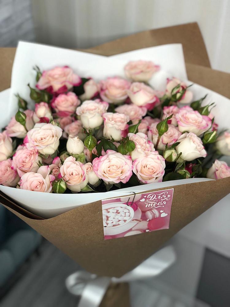 Букет цветов из: Розы в Красноармейске Московской области