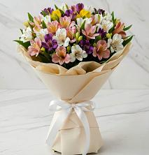 Букет цветов из:  Альстромерии в Красноармейске Московской области