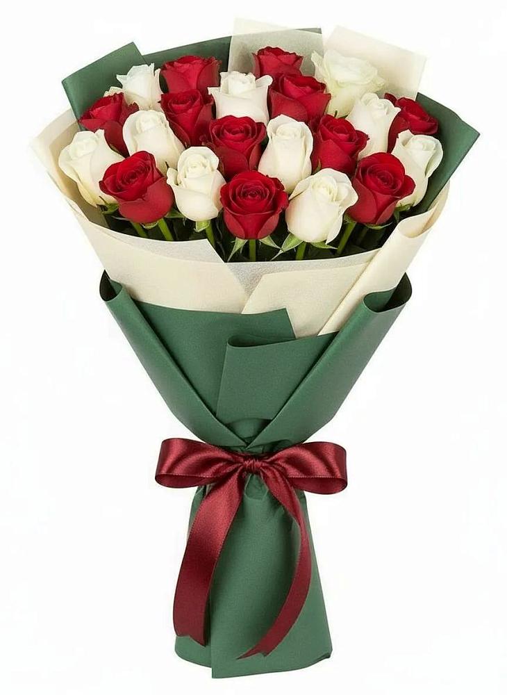 Букет Микс из красных и белых роз в Красноармейске Московской области