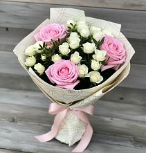 Букет цветов из:  Розы в Красноармейске Московской области