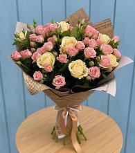 Букет цветов из:  Розы в Красноармейске Московской области