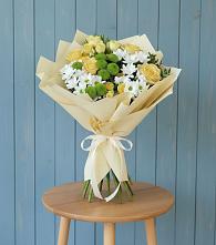 Букет цветов из:  Хризантемы и Розы в Красноармейске Московской области